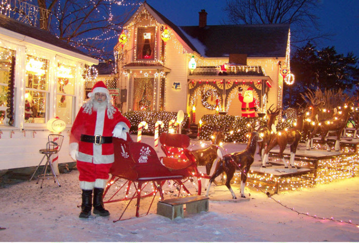 Top 9 Christmas Towns In Indiana