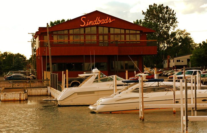 11 Waterfront Restaurants In Michigan
