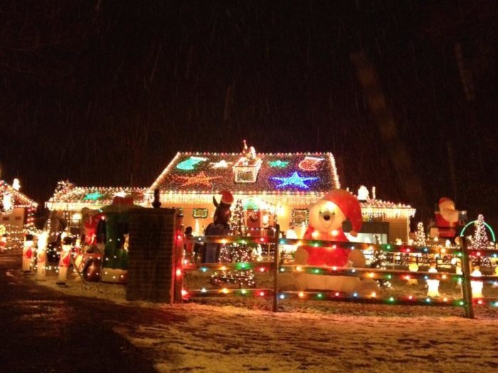 The Greatest Christmas Lights Road Trip Through Delaware For 2016