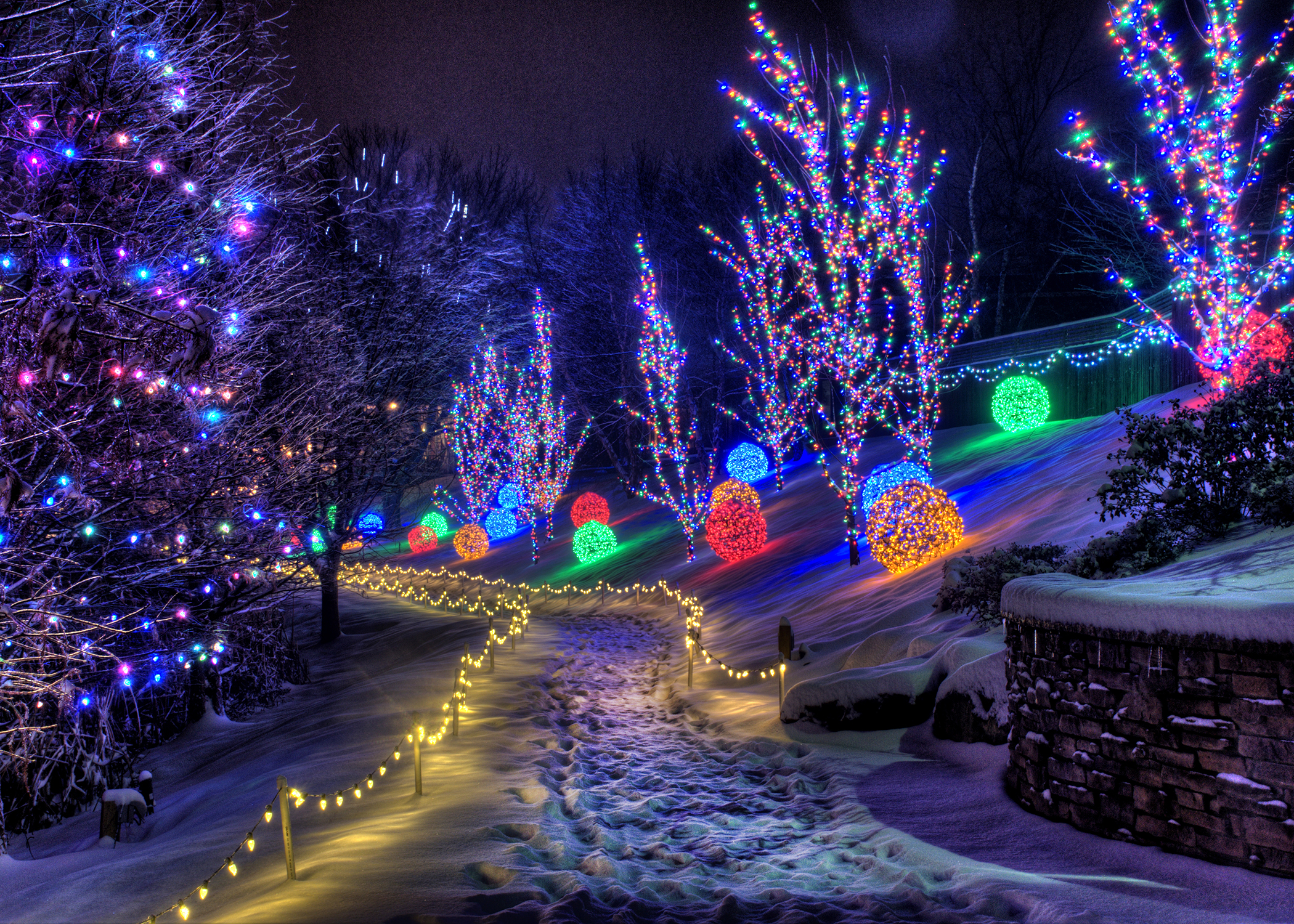Christmas Town Is A Winter Walk In Kentucky That Will Positively