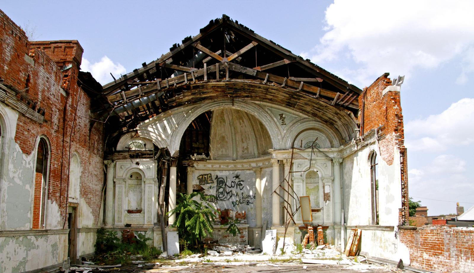 13 Abandoned Places In St. Louis That Are Haunting