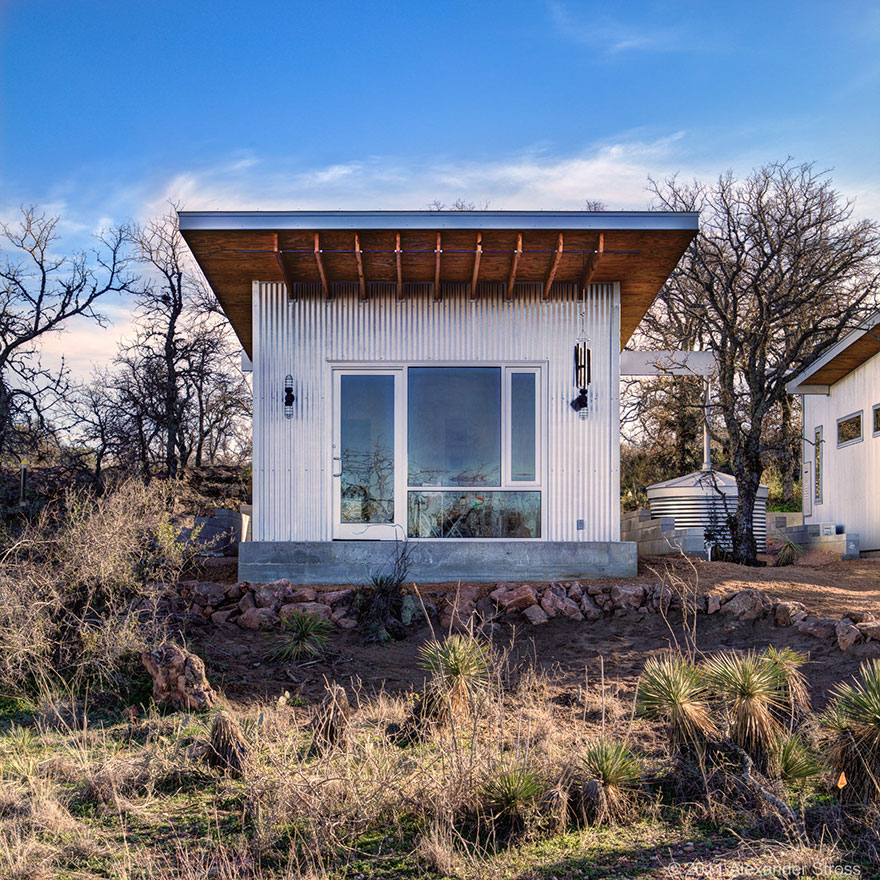 These Best Friends Built A Tiny House Community In Texas To Grow Old