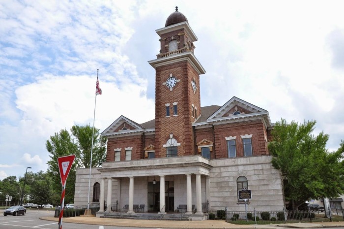 The 10 Most Charming And Quaint Towns In Alabama