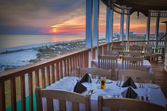 The 10 Best Beachfront Restaurants In Florida