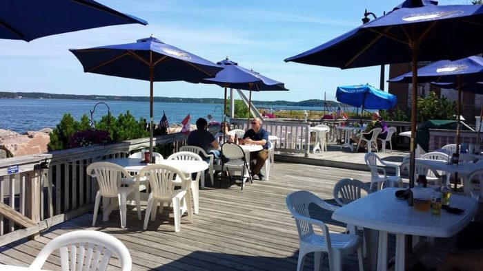 10 Incredible Waterfront Resaurants In Maine Everyone Must ...